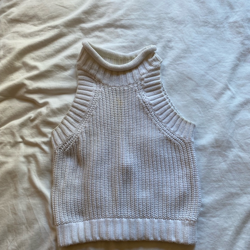 sleeveless white knit turtleneck, size xs